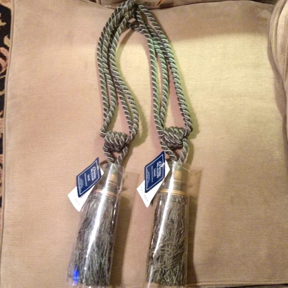 JCP Home Collection tassel tiebacks NWT